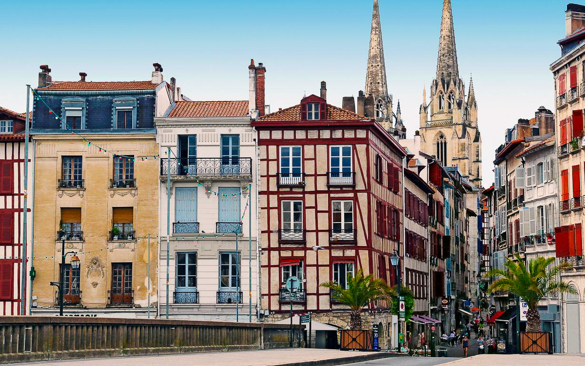 Bayonne
